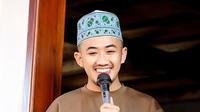 Ustaz Syam Elmarusy berbagi pengalaman ketika bersilaturahmi dengan umat Islam di Hong Kong. (Foto: Dok. Instagram @syam_elmarusy)