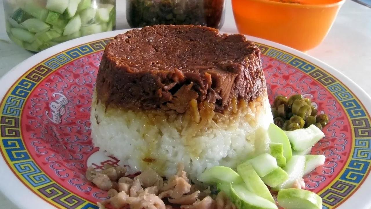 3.	Nasi Tim Rumahan Ikan Gurame