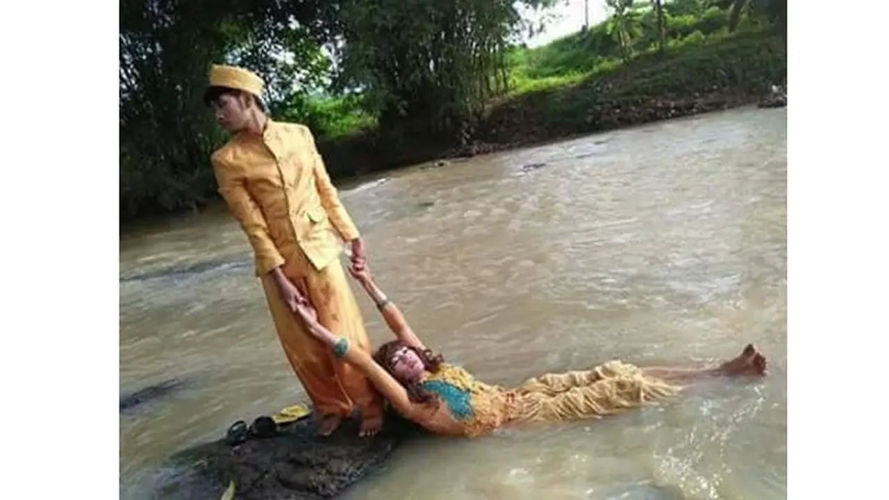 4 Potret 'Prewedding' Nyeleneh di Alam Terbuka Ini Bikin Ngakak