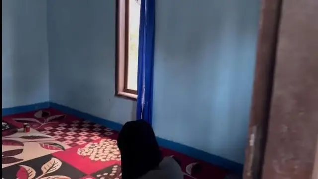 Dinding Bambu hingga Tembok Biru Pernah Jadi Saksi, Berikut Potret Sudut Rumah Farel Prayoga Sebelum Nasibnya Berubah