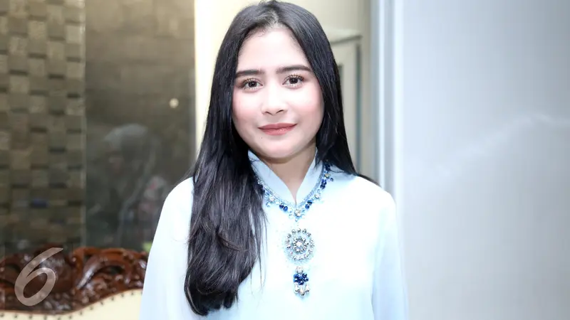 Prilly Latuconsina