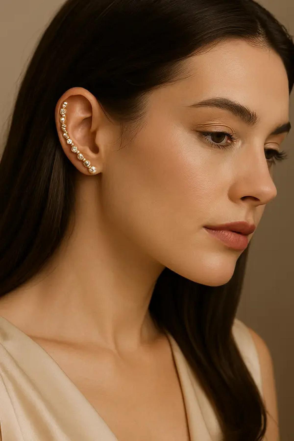6 Model Anting Panjang ke Atas 2025, Pilihan Tepat untuk Tampil Glamour di Acara Pesta