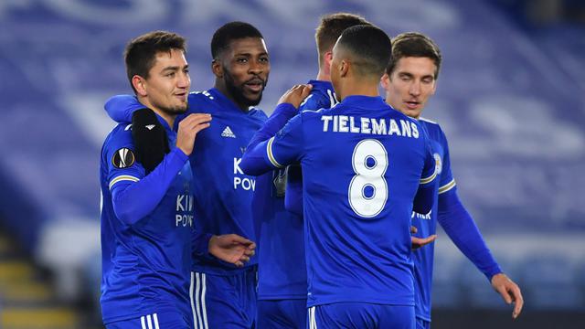 FOTO: Kalahkan AEK Athens 2-0, Leicester City Juara Grup G Liga Europa