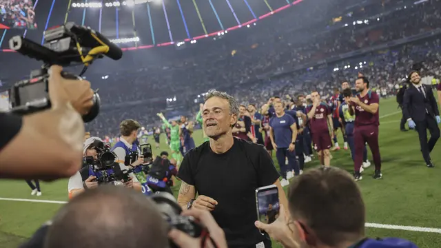 Pelatih PSG, Luis Enrique