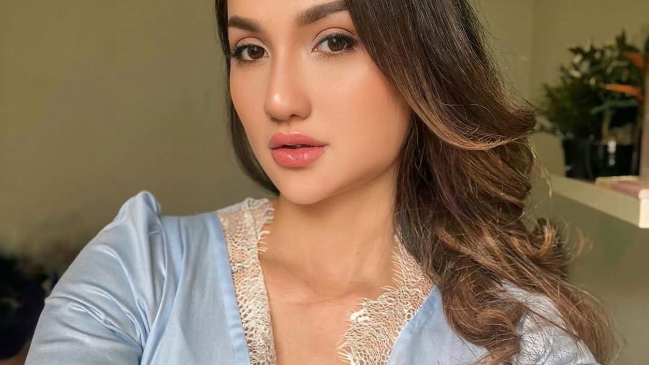 5 Potret Tengku Dewi Putri Pasca Cerai dari Andrew Andika, Tampil Lebih Cantik dan Percaya Diri