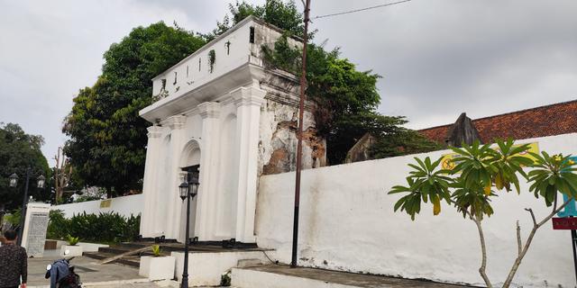 Benteng Kuto Besak Palembang Digoyang Rencana Perluasan Rumah Sakit A.K. Gani, Kemenbud Bereaksi