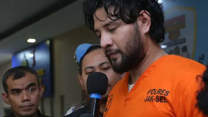 Ammar Zoni seragam baju tahanan