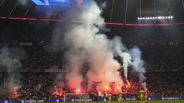 Suporter PSG di final Liga Champions kontra Inter Milan