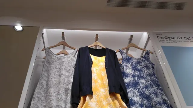 Uniqlo Hawai'i Collection untuk wanita. (Foto: Liputan6.com/Benedikta Desideria)