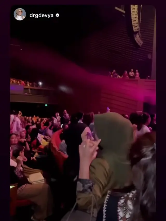 Konser Kris Dayanti Mencintaimu di Singapura (Foto: Instagram drgdevya)