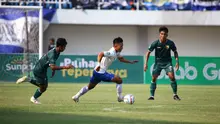PSIM Yogyakarta meraih kemenangan 1-0 atas Persikab Bandung pada laga lanjutan Pegadaian Liga 2 musim ini di Stadion Mandala Krida, Yogyakarta, Minggu (22/10/2023) sore WIB. (Bola.com/Ana Dewi)