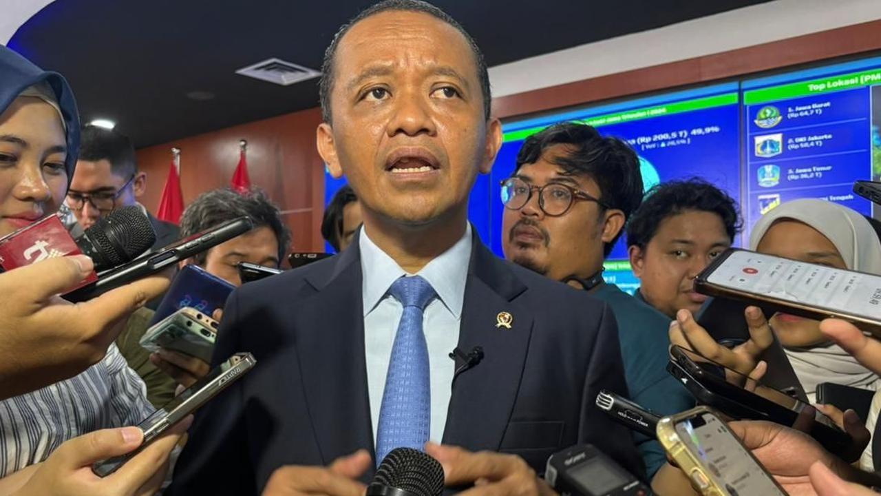 VIDEO: Saat Bahlil Ngeles Soal Utang Politik di Balik Izin Tambang untuk Ormas Agama "Jangan Lebay!"
