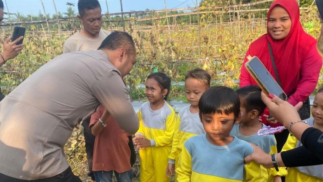 Fakta Menarik: Polres Bangka Barat Gagas Ketahanan Pangan dari Pekarangan, Libatkan Anak TK Panen Melon