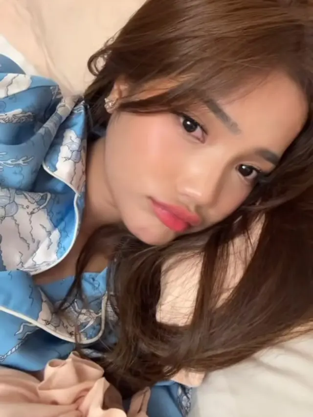 Momen Fuji tidak ingin hapus makeup. (credit:instagram.com/fuji_an)