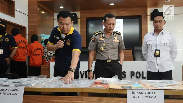 Polisi enggan berspekulasi mengenai kemungkinan adanya politikus yang menjadi pemesan konten terlarang itu.