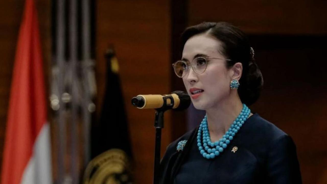 7 Potret Cantik Widiyanti Putri, Menteri Pariwisata Baru dengan Sentuhan Fashion Modern