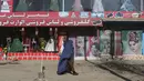 <p>PBB pada hari Selasa juga mengatakan mereka telah bekerja sama dengan pihak berwenang di Afghanistan untuk mencabut larangan salon kecantikan. (AP Photo/Rahmat Gul, File)</p>