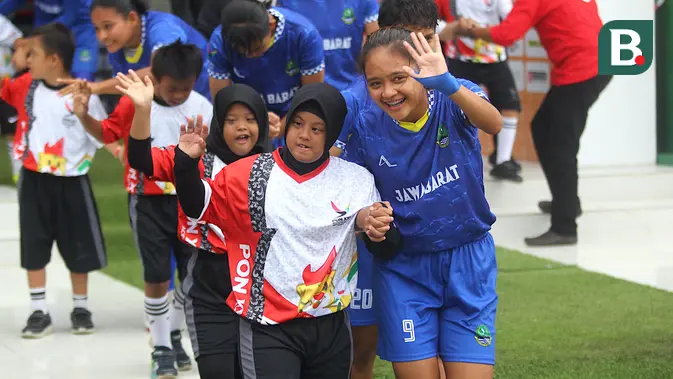 Kisah Haru PON 2024: Ketika Anak-Anak Down Syndrome Menari di Lapangan Sepak Bola