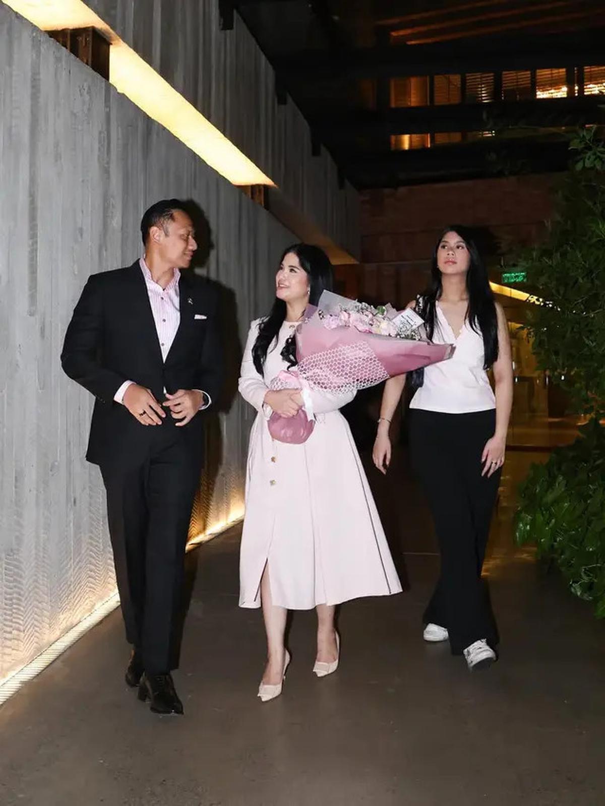 Gaya Annisa Yudhoyono dan AHY saat Rayakan Hari Pernikahan, Sederhana Tapi Berkelas