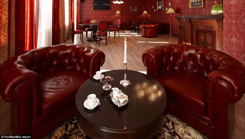 Ruang resepsionis Hotel ForRest Mix Club, yang akan menjadi tempat menginap timnas Inggris di Rusia (Daily Mail). 