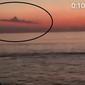 Video yang memperlihatkan penampakan awan yang disebut-sebut mirip kapal selam di Pantai Matahari Terbit, Sanur, Bali, viral di media sosial. (Liputan6.com/ @andrawan_ari)