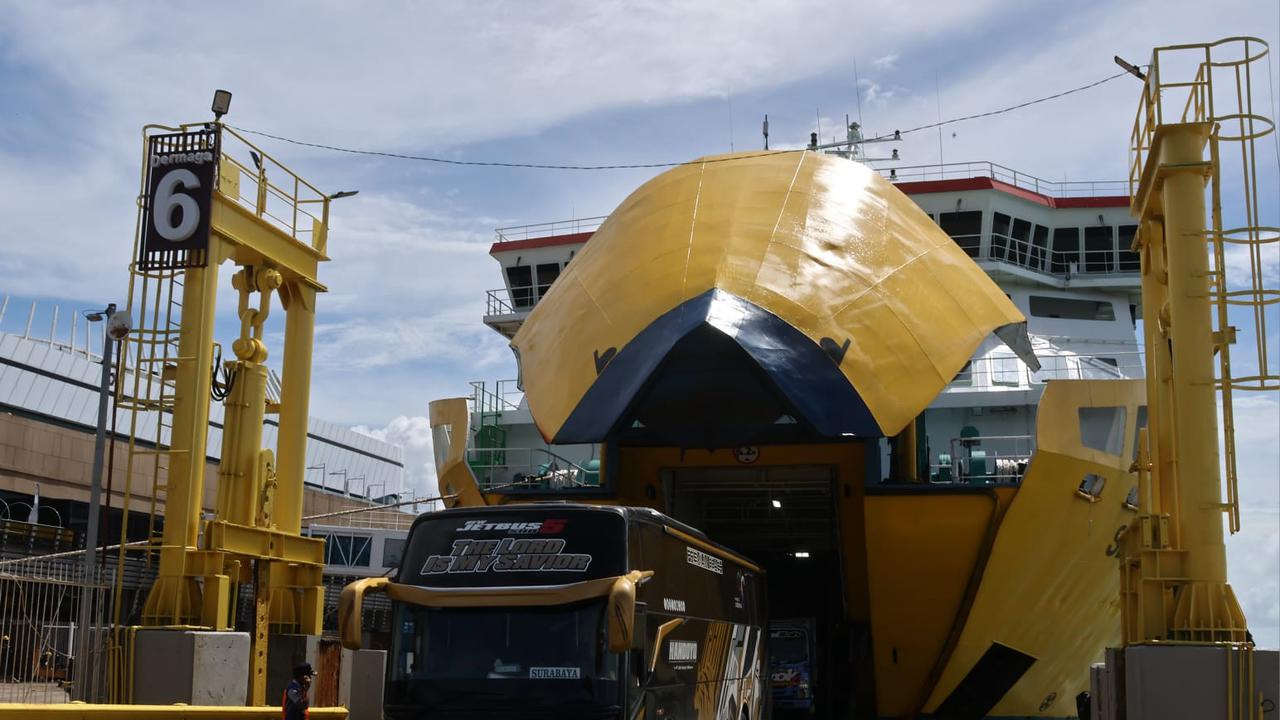 H-8 Lebaran, Pemudik Jawa ke Sumatera Via Kapal Laut Terus Mengalir