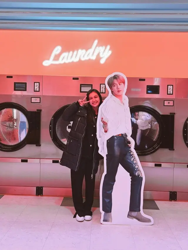 Dea Annisa sedang berlibur di Korea, penampilannya bisa kamu jadikan inspirasi untukmu yang ingin berlibur