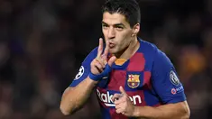 Penyerang Barcelona, Luis Suarez berselebrasi usai mencetak gol ke gawang Borussia Dortmund pada pertandingan Grup F Liga Champions di stadion Camp Nou pada 27 November 2019. Atletico Madrid secara resmi mengumumkan kesepakatan transfer Luis Suarez dari Barcelona. (AFP/Josep Lago)