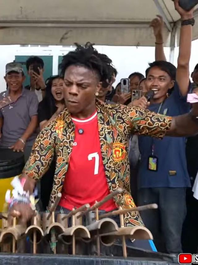 IShowSpeed melakukan live streaming di Indonesia dan sukses besar dengan mencapai total 17 juta lebih penonton (YouTube/IShowSpeed)