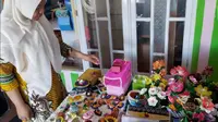 Pemilik Usaha Kecil Menengah (UKM) di Kabupaten Bone Bolango, Provinsi Gorontalo, Nining Mantali (Arfandi Ibrahim/Liputan6.com)