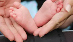 Dermatitis Atopik pada Anak Bukan Sekadar Kulit Kering Biasa