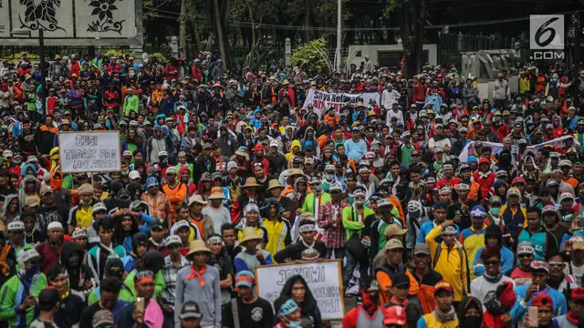 Aliansi Nelayan Indonesia demo di depan Istana