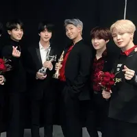 BTS di Golden Disc Awards (Pinterest)