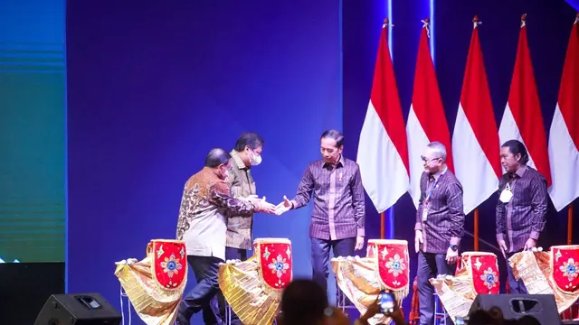 Menteri Koordinator Bidang Perekonomian Airlangga Hartarto hadir mendampingi Presiden Republik Indonesia Joko Widodo di pameran business to business internasional Trade Expo Indonesia (TEI) ke-37. (Dok Kemenko Perekonomian)