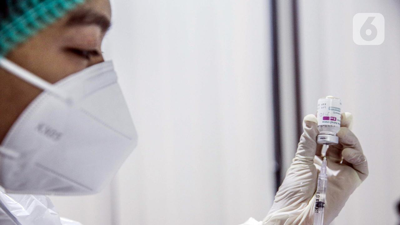 FOTO: 14.890.933 Orang Sudah Disuntik Vaksin COVID-19 Dosis Pertama