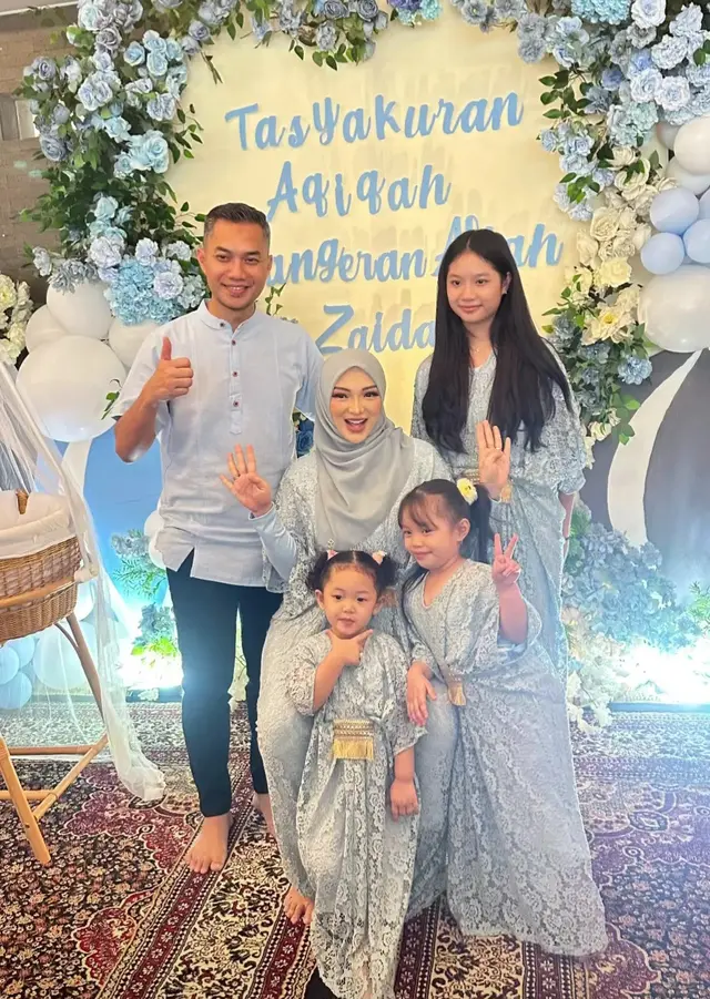 7 Potret Zaskia Gotik gelar akikah anak ketiga, akrab dengan putri sambung