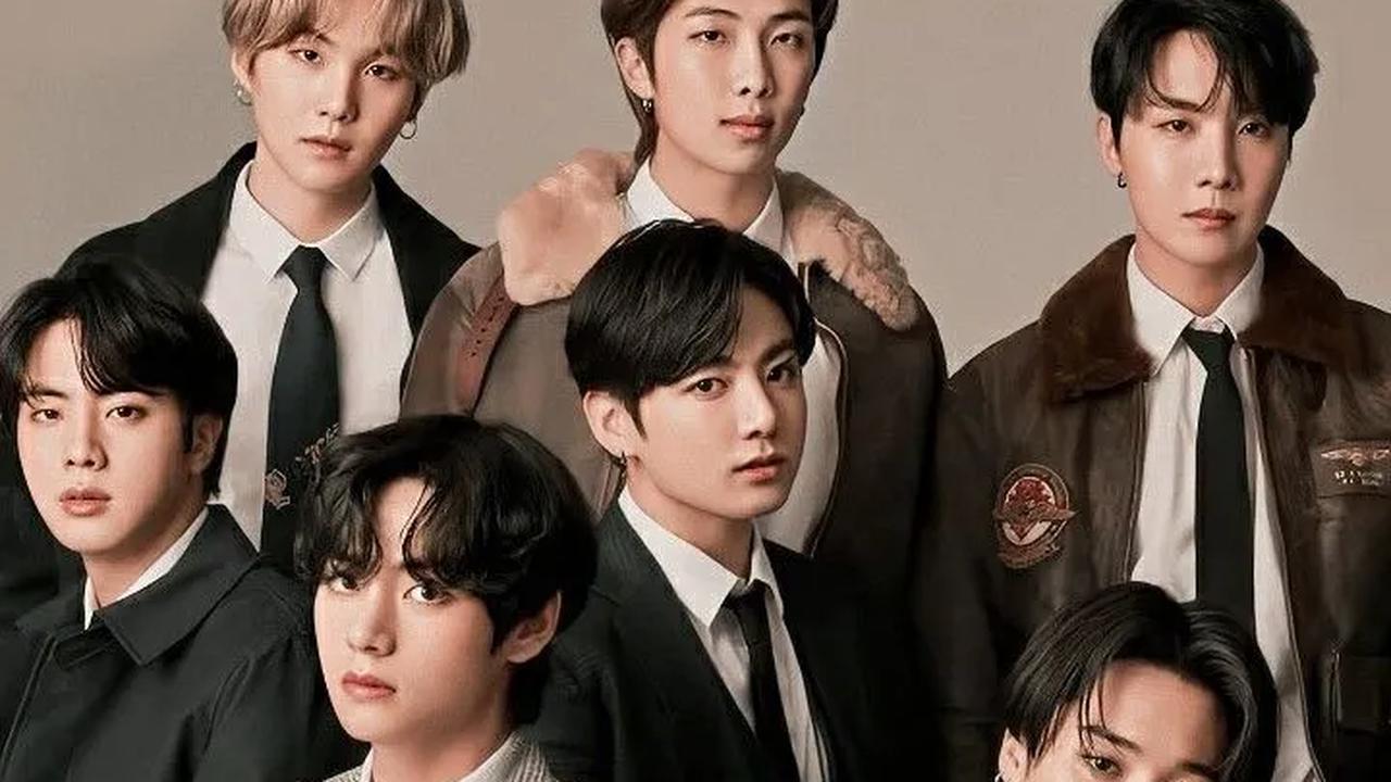 Dalam situasi ini, dukungan dari ARMY sangat diharapkan untuk memberikan semangat pada RM, Jimin, V, dan Jungkook selama menjalani tugas wajib militernya.&nbsp;