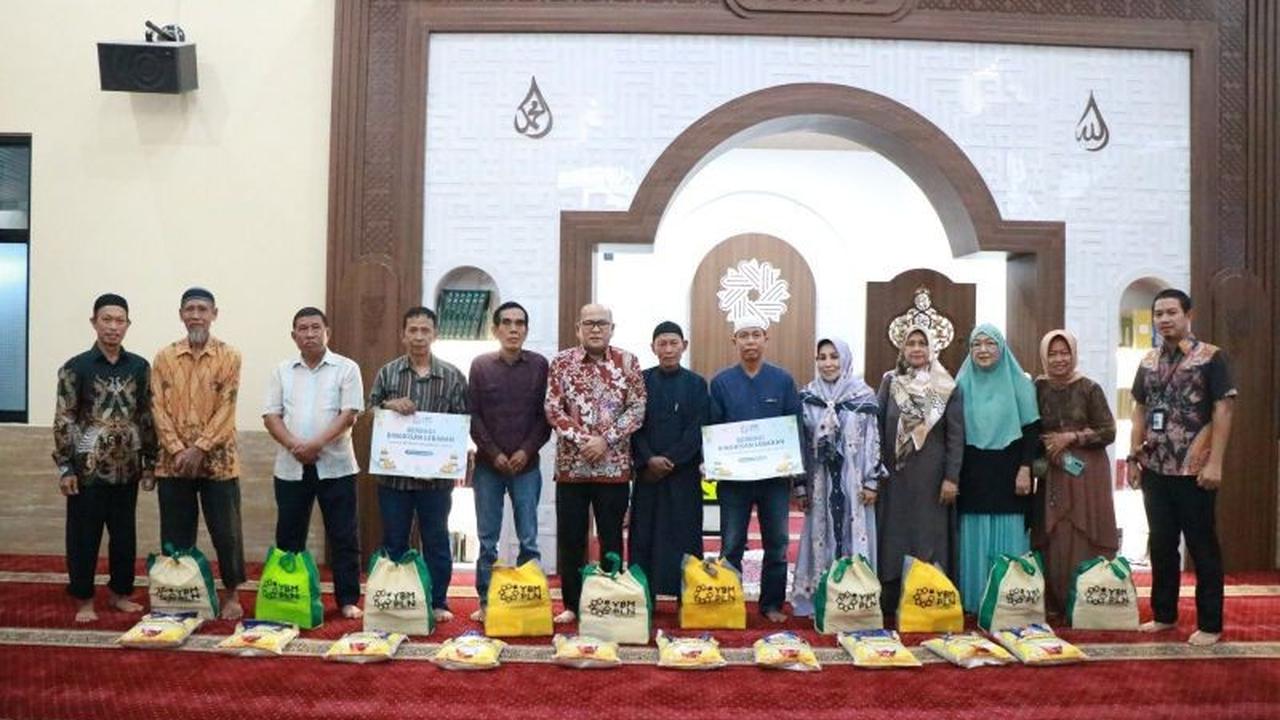 PLN UIP Sulawesi Salurkan Sembako, Wujud Kepedulian untuk Purnabakti di Bulan Ramadan