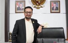 Legislator Bekasi Soroti Praktik Politik Transaksional Jelang Pilkades 2026