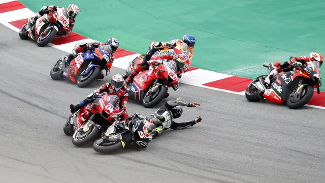 Insiden Kecelakaan Johann Zarco dan Andrea Dovizioso