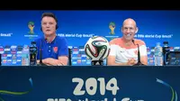 Robben Ragukan Masa Depan Van Gaal di MU