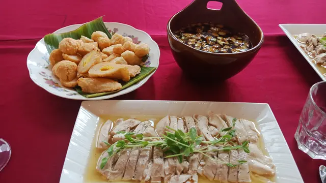 Ragam Kuliner Khas Nusantara Semarakkan HUT RI Ke 73 di Restoran Hotel Berbintang