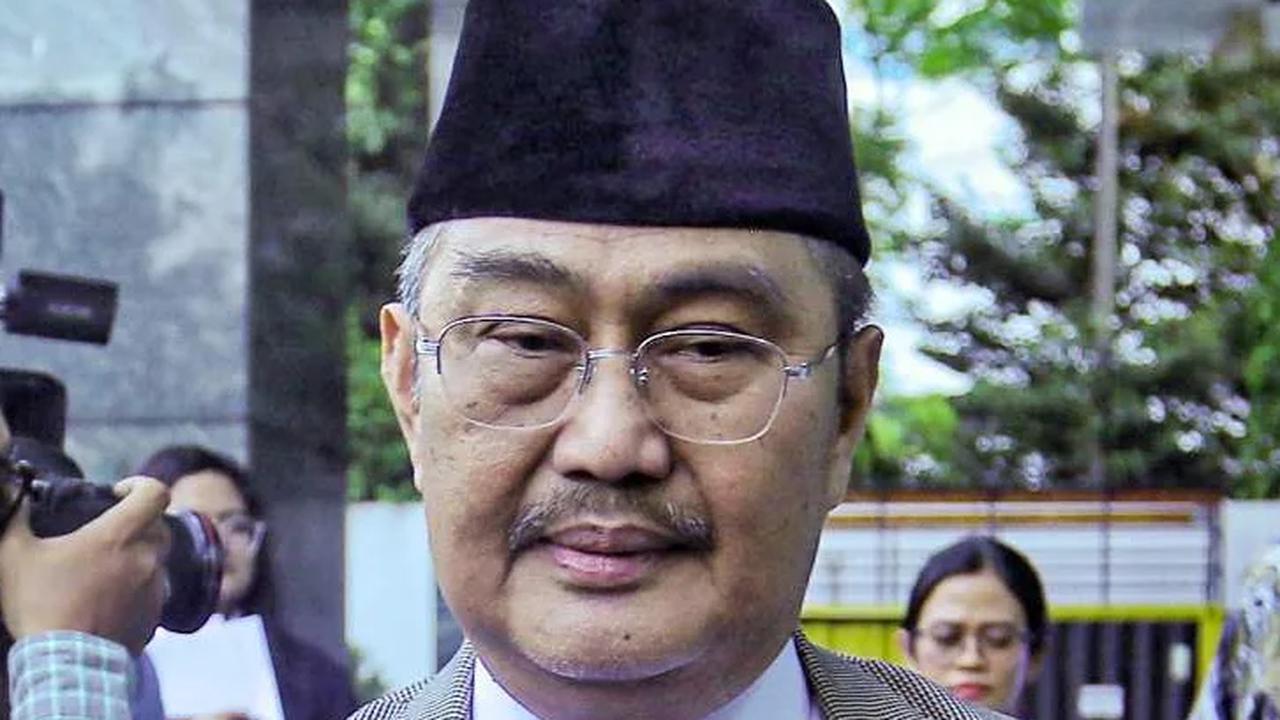 Pertemuan MKMK dengan 9 hakim konstitusi digelar pukul 16.00 WIB dan berlangsung secara tertutup.<br>