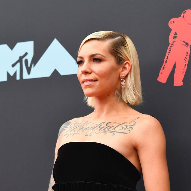 Lirik Lagu Everything I Need Skylar Grey Ragam Bola Com