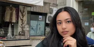 Sosok Athalia Lemos, putri sambung Krisdayanti yang juga anak Raul Lemos dari pernikahan sebelumnya memang jarang tersorot. [Foto: Instagram @athalialemos]