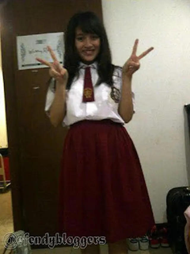 6 Foto Lawas Nabilah Eks JKT48 saat SD Ini Curi Perhatian