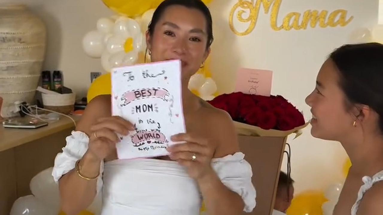 Potret Bahagia Momen Ulang Tahun Jennifer Bachdim ke-38, Dapat Surprise dari Keluarga