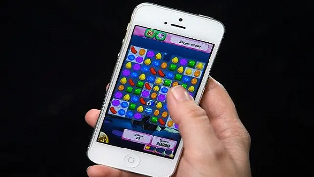 Main Candy Crush Terlalu Lama, Otot Jari Pria Ini Sobek