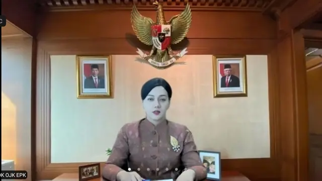 Anggota Dewan Komisioner bidang Edukasi dan Perlindungan Konsumen OJK Friderica Widyasari Dewi dalam webinar bertajuk Sehat Kelola Dana Dengan Fasilitas Pinjol dan Uang Digital, Selasa (9/8/2022).