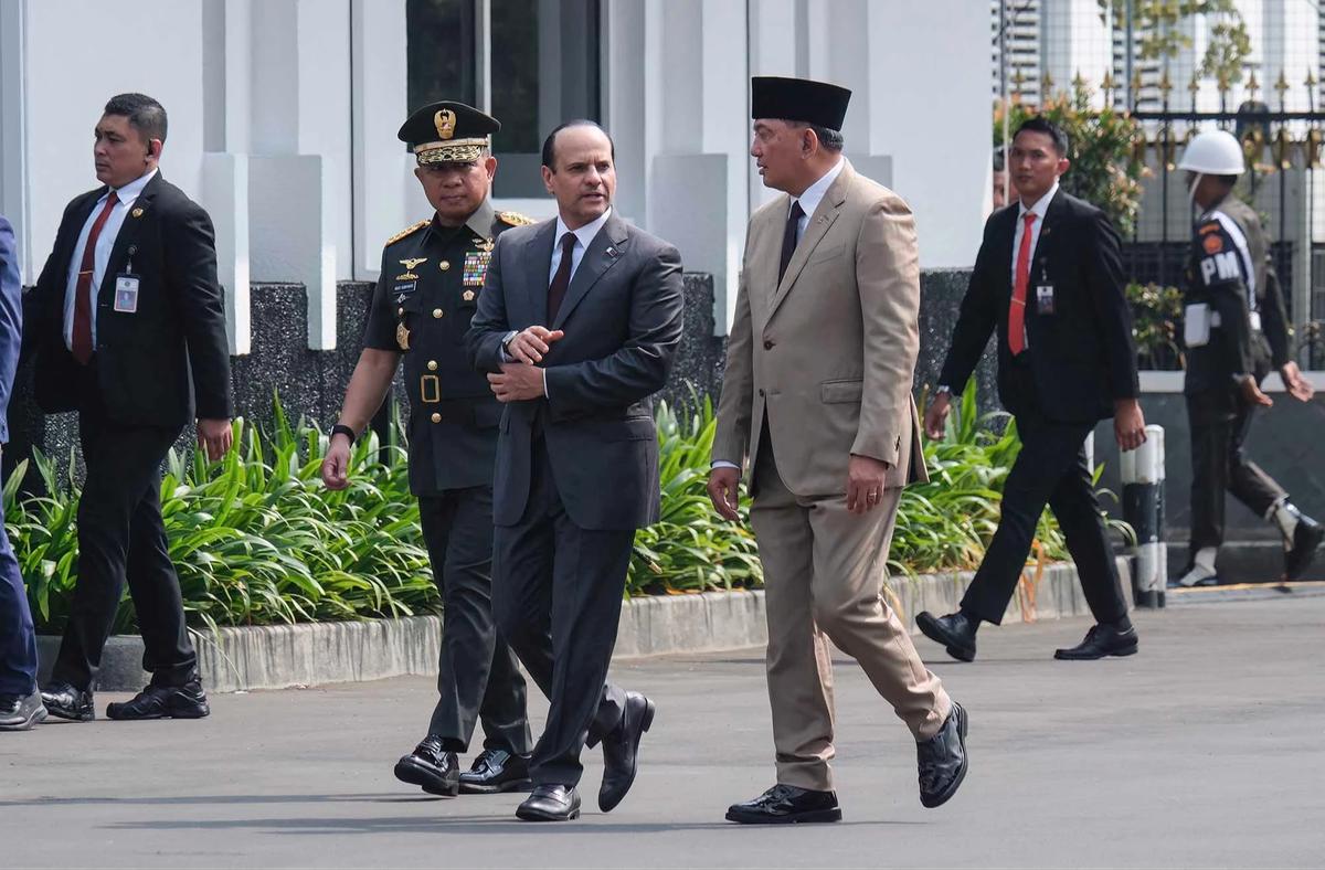 FOTO: Menhan Sjafrie Terima Kunjungan Menhan Qatar Bahas Kerja Sama Pertahanan